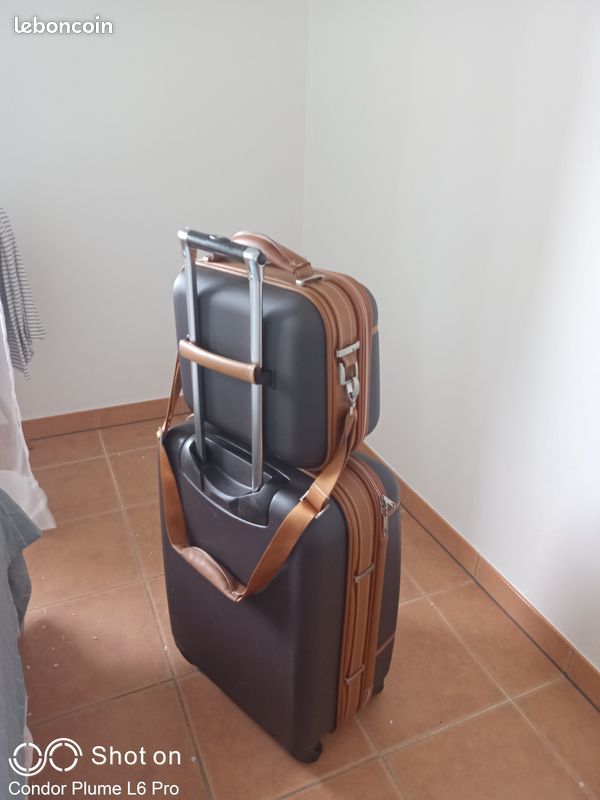 Ensemble neuf de bagages Delsey (image 2)