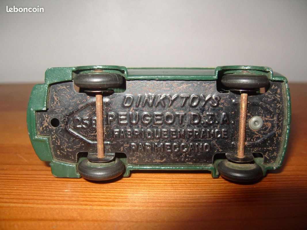 DINKY TOYS 25B camion fourgon PEUGEOT D3A Postes (image 4)