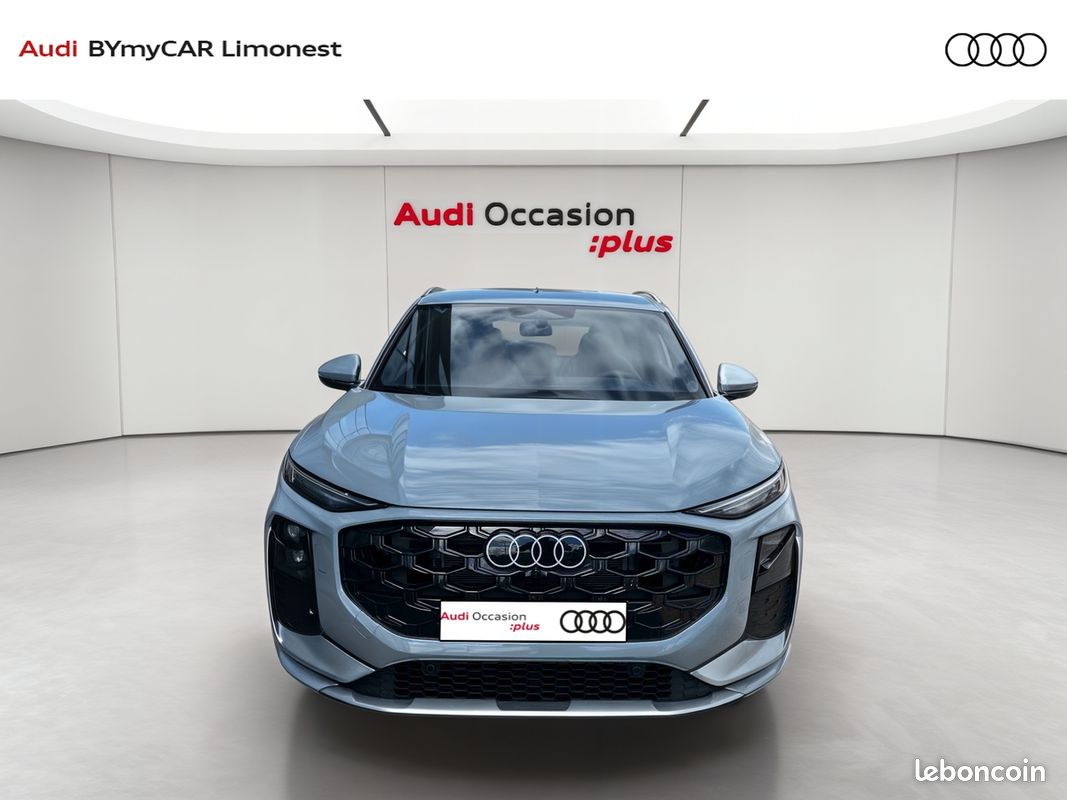AUDI Q3 e-hybrid 272 ch S tronic 6 S line (image 8)