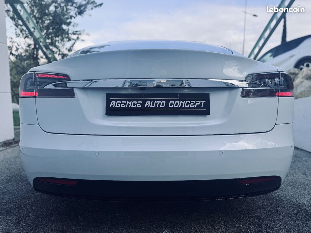 TESLA Model S 320CH BASE + 2EME MAIN + TOIT OUVRANT/PANO + AUTO PILOT + CAMERA DE RECUL + GARANTIE 12 MOIS (image 5)