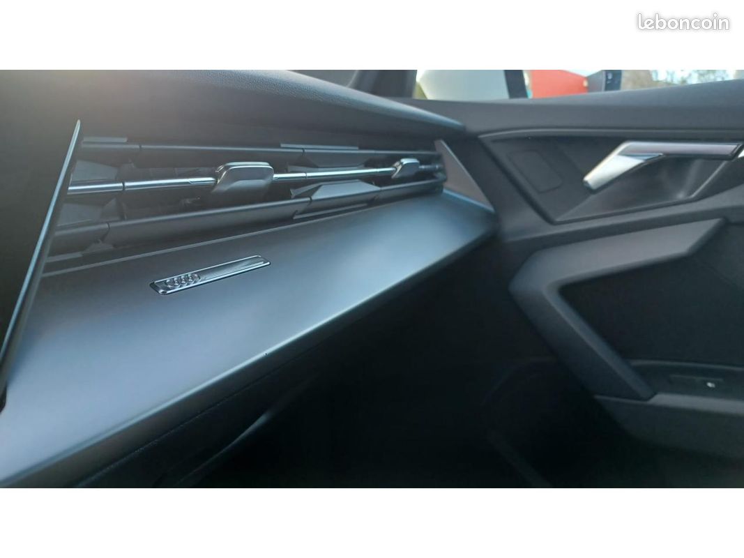 AUDI A3 SPORTBACK 35 TDI 150 S tronic 7 Business line (image 27)