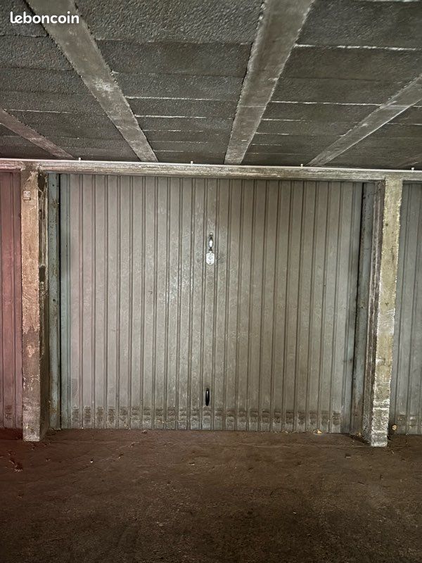Garage sécurisé à louer (image 3)