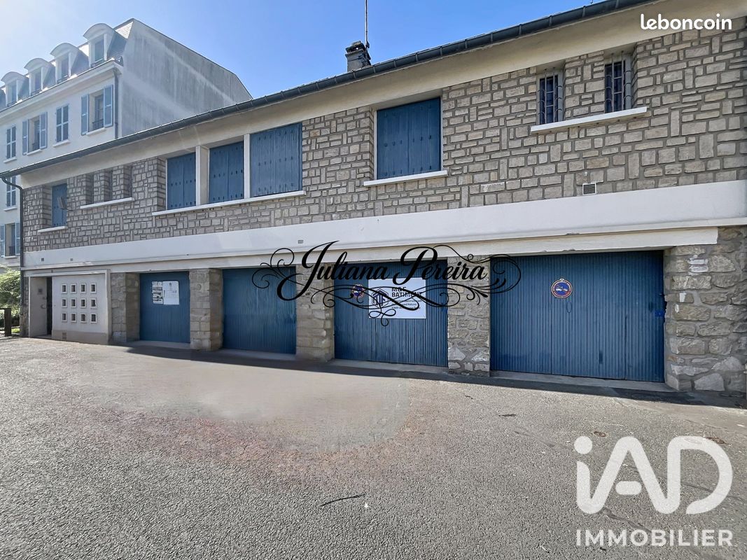 Immeuble 134 m² · à Mantes-la-Jolie · 134 m² · 369 000 €