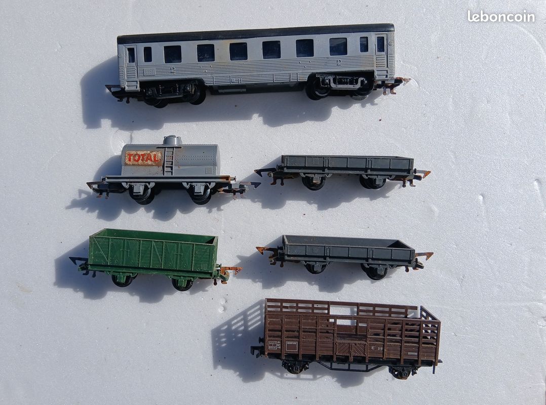 Wagon porte conteneur Geodis JOUEF-HJ6263 - UTM Modélisme Ferroviaire Wagon porte conteneur Geodis JOUEF-HJ6263 - UTM Modélisme Ferroviaire
