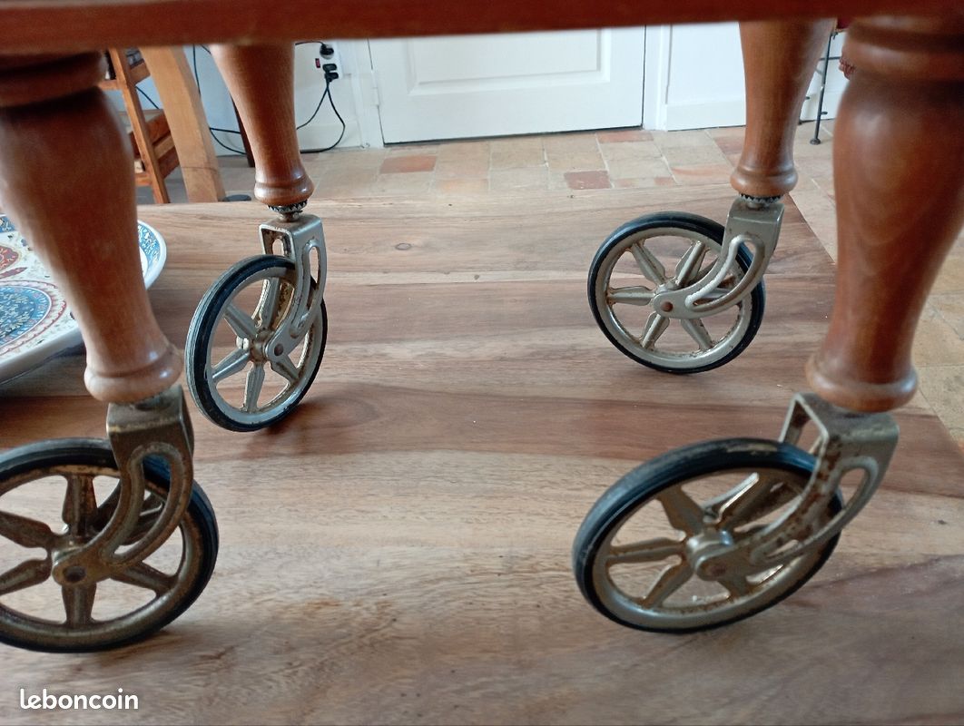 Pied de meuble avec roulette (image 4)