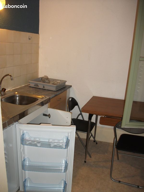 Appartement T1 33 m2 pour étudiants - Limoges 87000 Centre-Hôtel de Ville Emailleurs (image principale 1)
