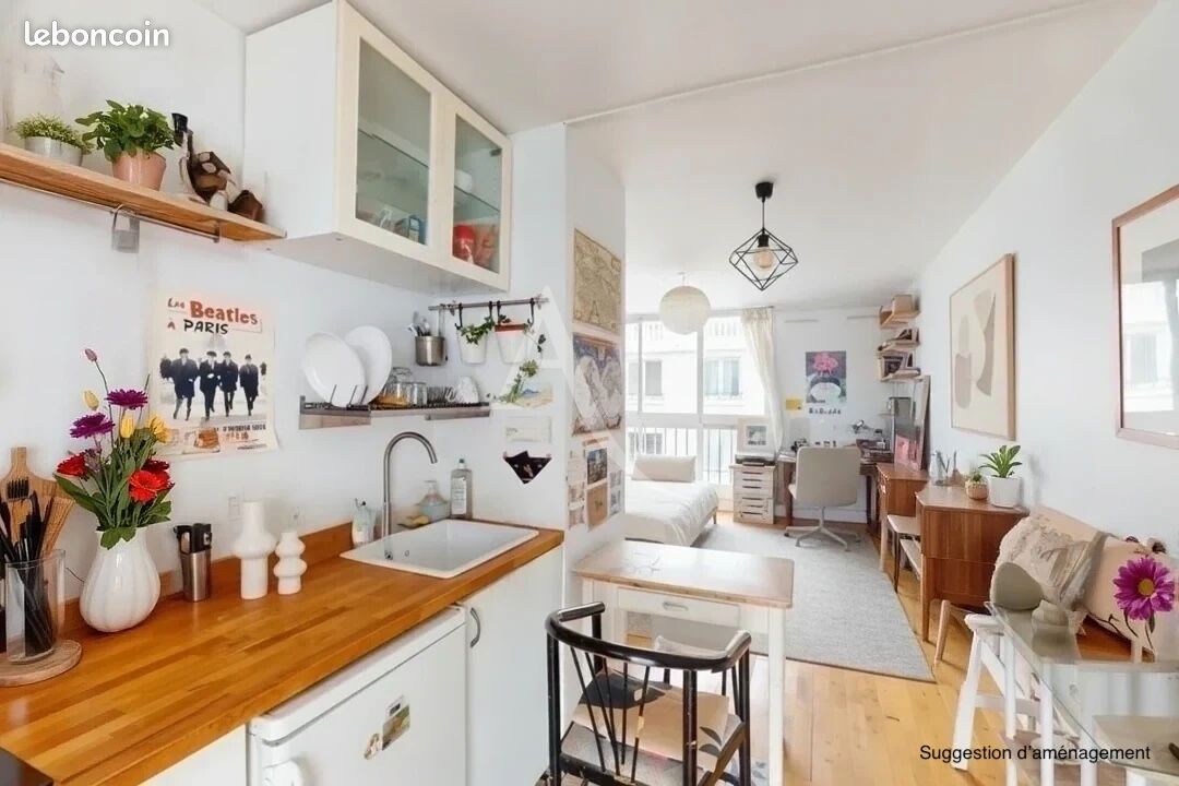 Appartement 1 pièce 27 m² · à Paris · 27 m² · 208 000 €