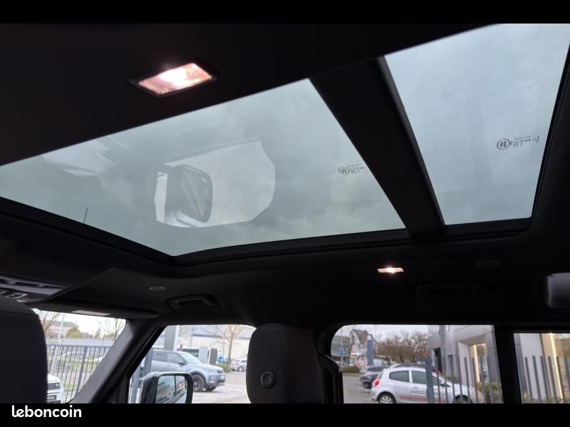 Land-rover Defender 110 2.0 P300e PHEV Black Edition (image 19)