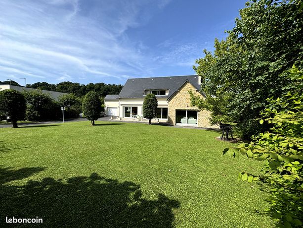 Maison 8 pièces 193 m²