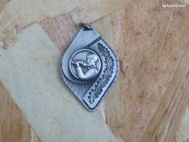 Médaille / Broche Ancienne De Tir à L'arc - Vintage Archery - Années 1960