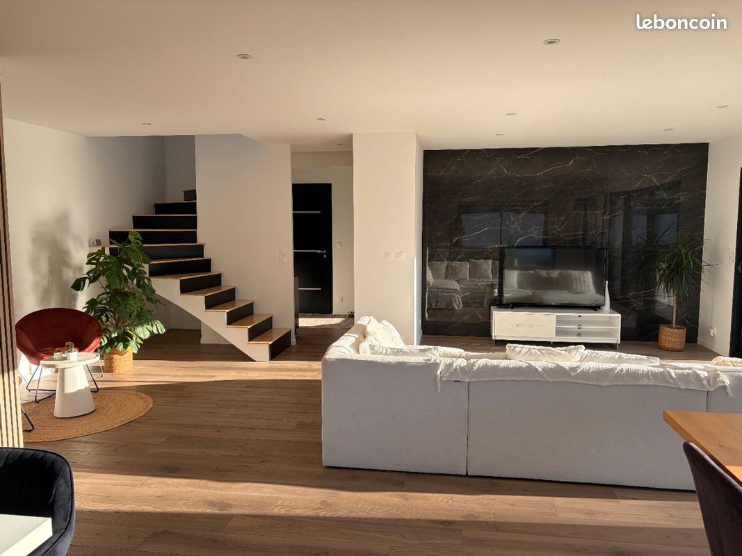 Maison 6 pièces 152 m² · à Caudan · 152 m² · 529 000 €