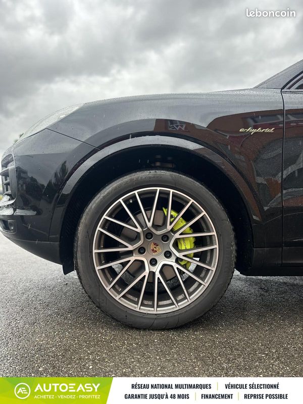 Porsche CAYENNE COUPE 3.0 V6 462ch E-Hybrid Platinum Edition (image 29)