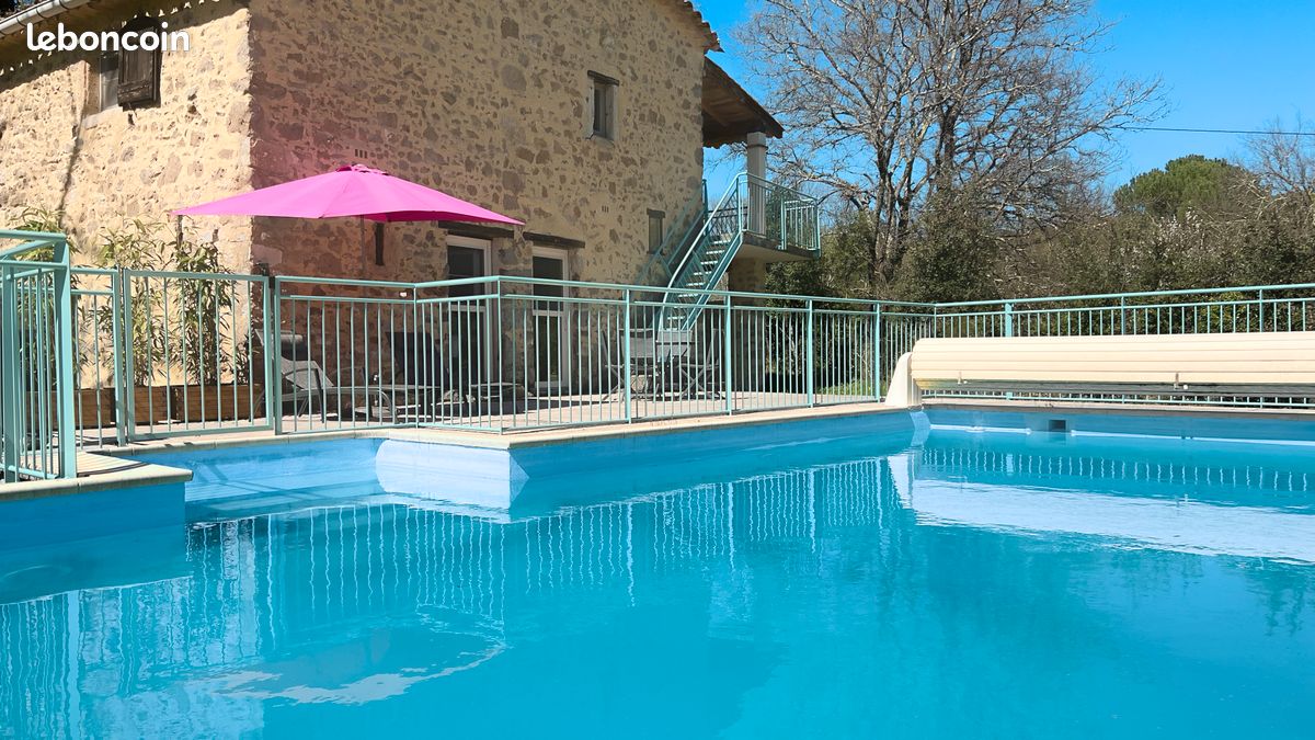 Gîte 3 personnes avec piscine en bordure des Cévennes (image 1)