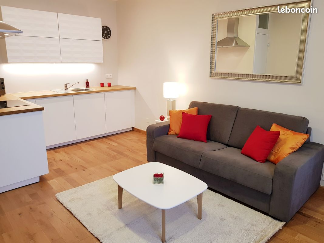 Appartement 1 pièce 25 m² · à Versailles · 25 m² · 980 €/mois