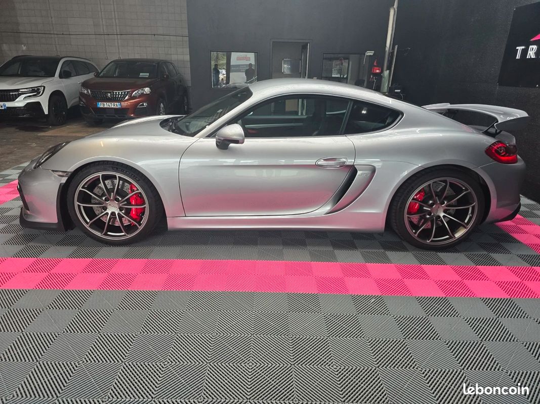 PORSCHE CAYMAN GT4 3.8i 385 (image 2)
