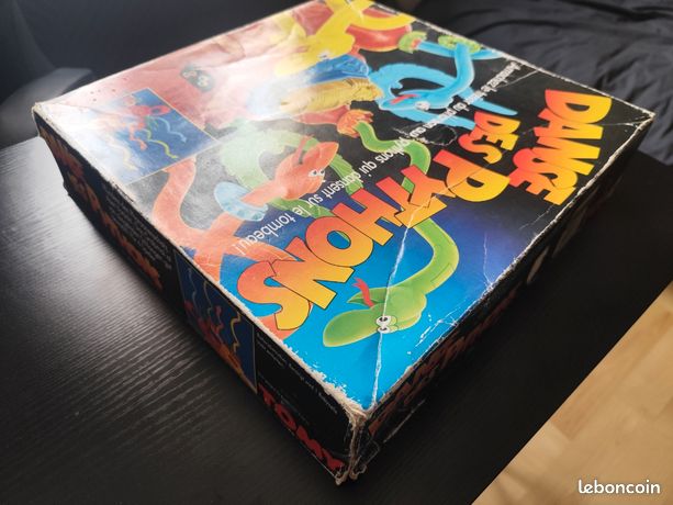 TOMY DANSE DES PHYTONS : JEU DE SOCIETE ENFANT | INA