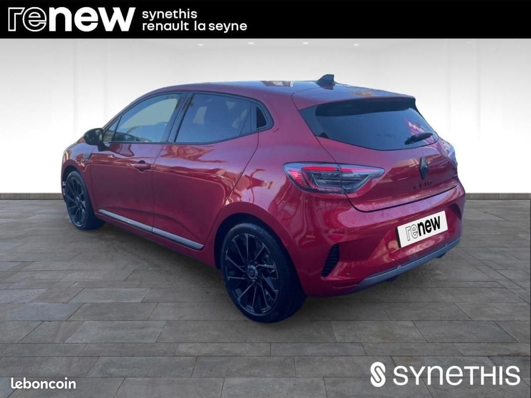 Renault Clio V E-Tech full hybrid 145 ch GSR2 Esprit Alpine (image 4)
