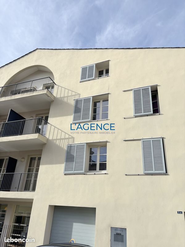 Appartement 2 pièces 48 m² · à Hyères · 48 m² · 160 000 €