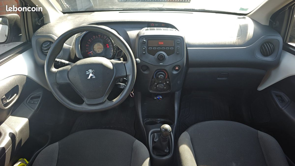 PEUGEOT 108 ACTIVE 5P S&S /1.0 VTI 72CH/ CT OK / PREMIERE MAIN/CHAINE/Régulateur de vitesse (image 5)