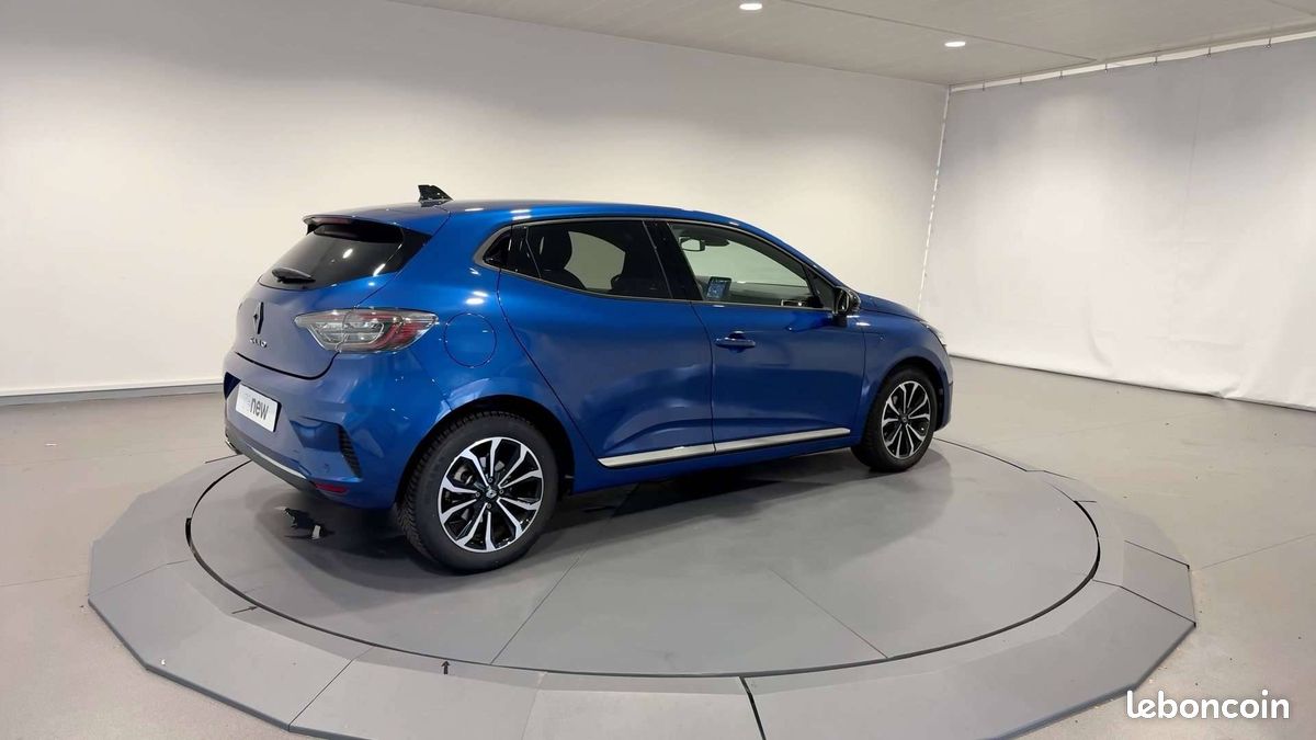 Renault clio tce 90 ch gsr2 esprit alpine (image 11)