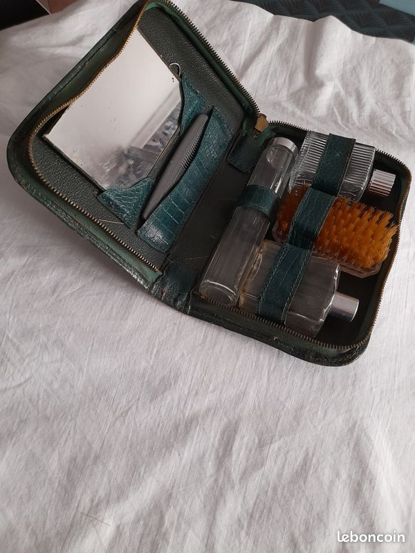 Trousse de voyage vintage (image 6)