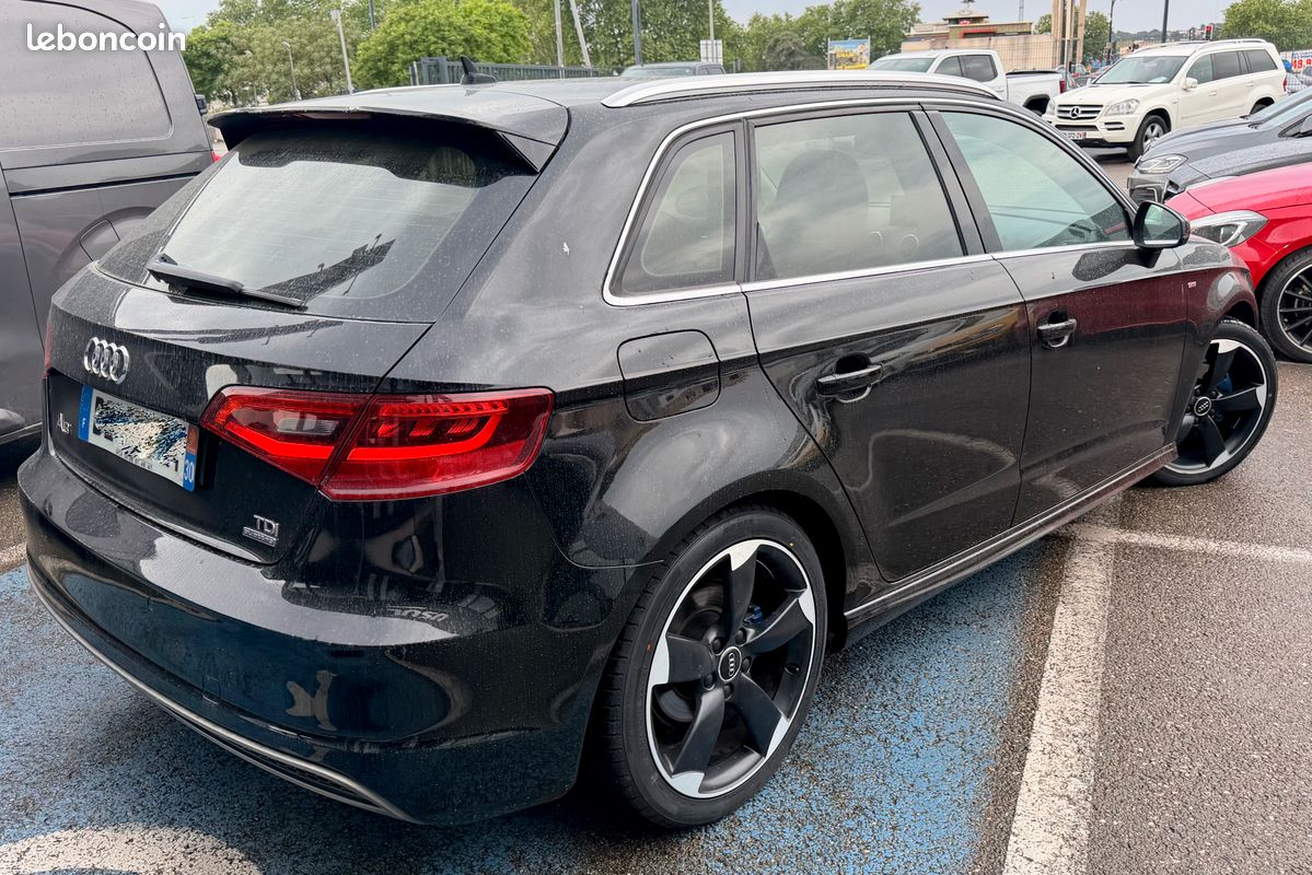 AUDI A3 Sportback 2.0 TDI 150ch S line quattro (image 3)