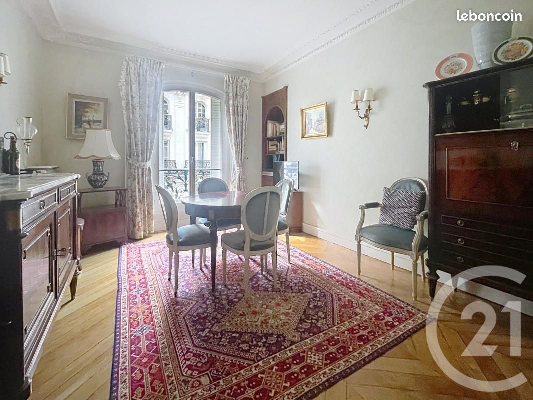 Appartement 3 pièces 62 m² · à Paris · 62 m² · 696 800 €