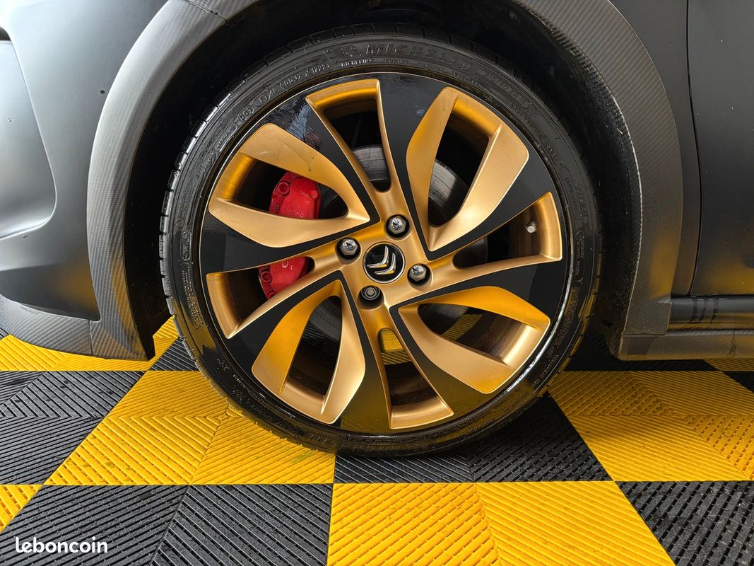 Citroën DS3 1.6 THP 203 RACING GOLD MAT (image 25)