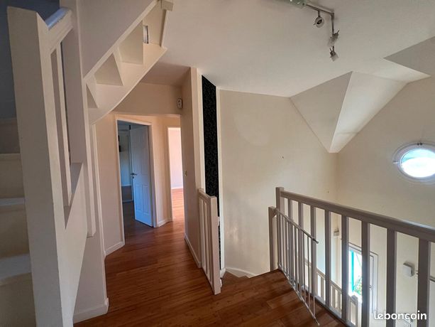 Maison a louer chatou - 8 pièce(s) - 147 m2 - Surfyn