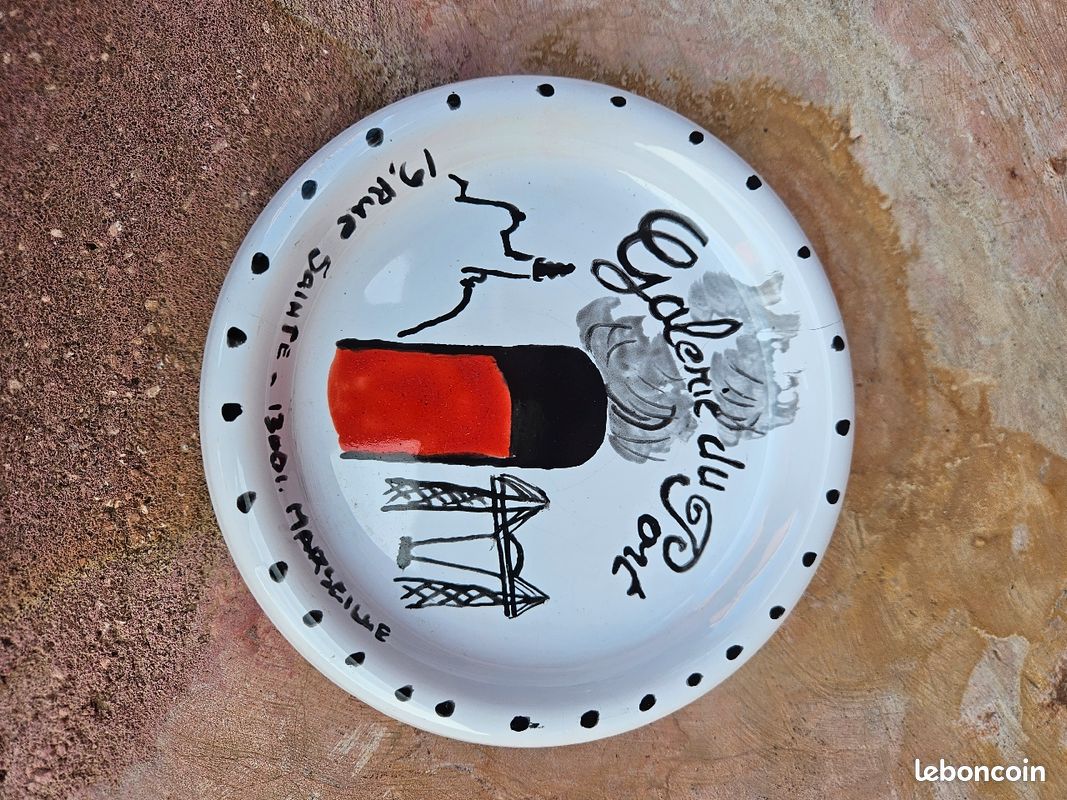 Cendrier en céramique la galerie du port rue Sainte Marseille (image 4)