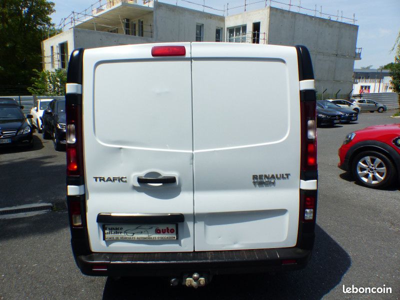 Renault TRAFIC III FG L2H1 1200 1.6 DCI 95CH CONFORT EURO6 (image 5)