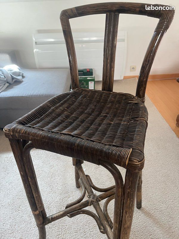Chaise en bois (image 3)
