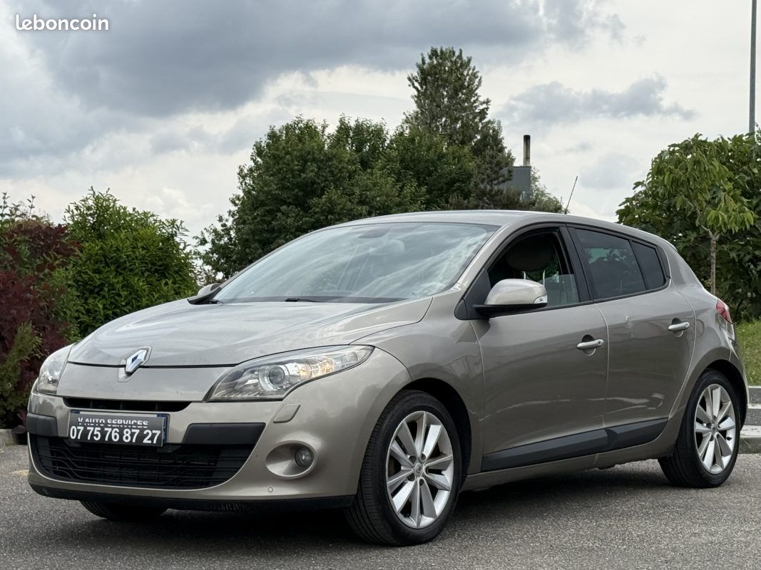 Renault Megane III (B95) 1.4l 130ch TomTom Edition Garantie 6 Mois (image 1)