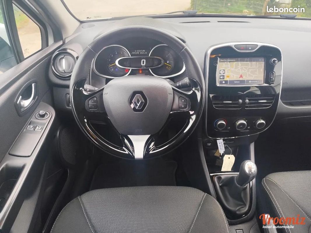 Renault Clio 1.5 DCI 75 ZEN (image 9)