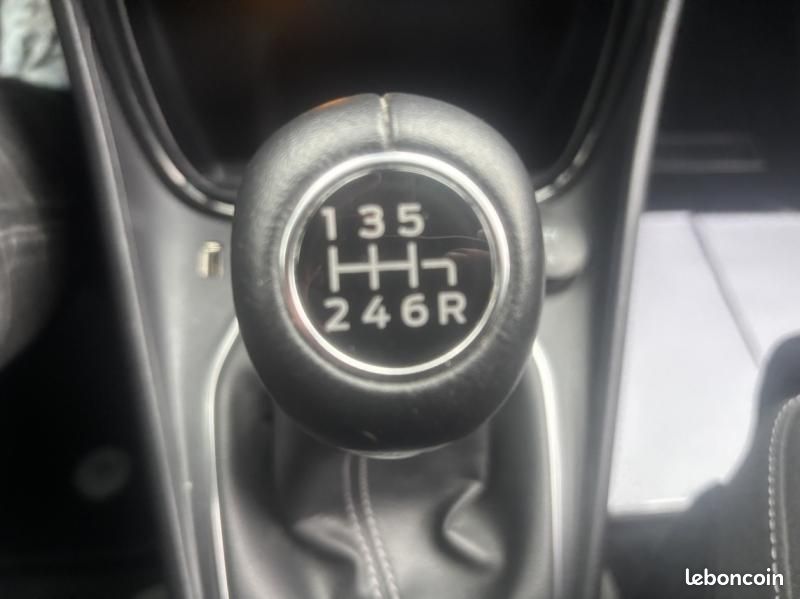 Ford Puma 1.0 Flexifuel 125ch S&S mHEV Titanium (image 19)