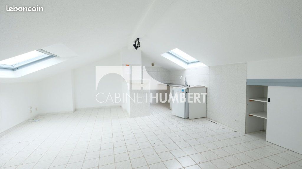 Appartement 1 pièce 40 m² · à Saint-Étienne · 40 m² · 32 000 €