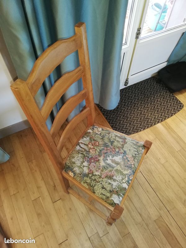 Chaises en chêne (image 1)