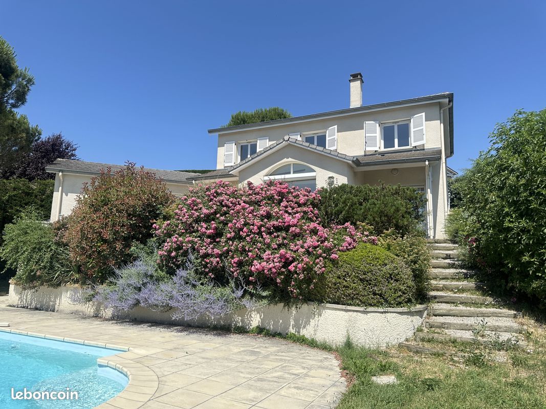 Maison 7 pièces 170 m² · à Saint-Étienne · 170 m² · 495 000 €