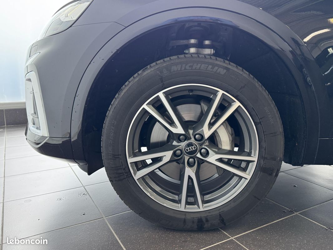AUDI Q5 50 TFSIe 299 S tronic 7 Quattro S line (image 7)