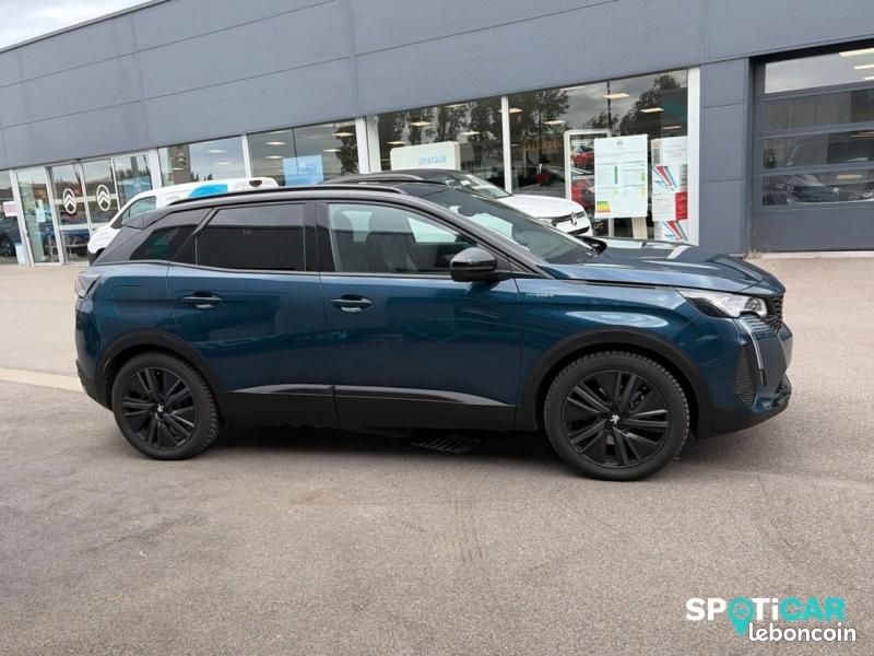 Peugeot 3008 HYBRID4 300ch GT Pack e-EAT8 (image 29)
