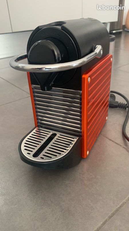 Cafetière Nespresso (image 1)