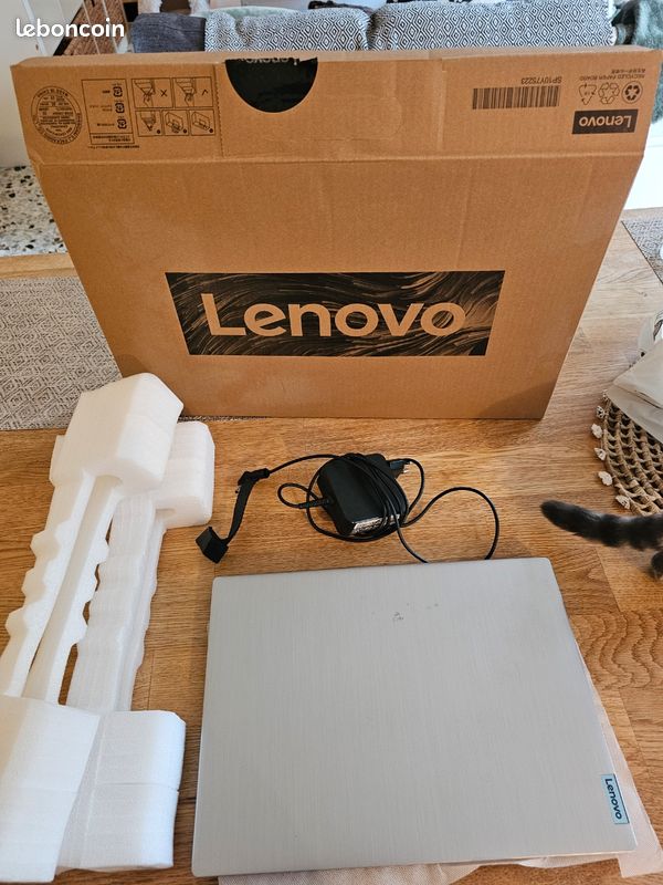 PC Lenovo IdeaPad 3, 14