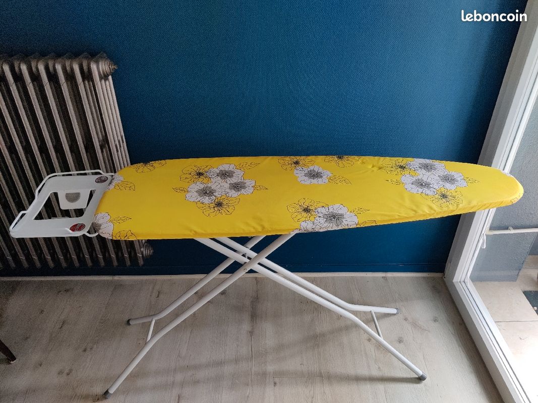(urgent)Table de repassage (image 1)