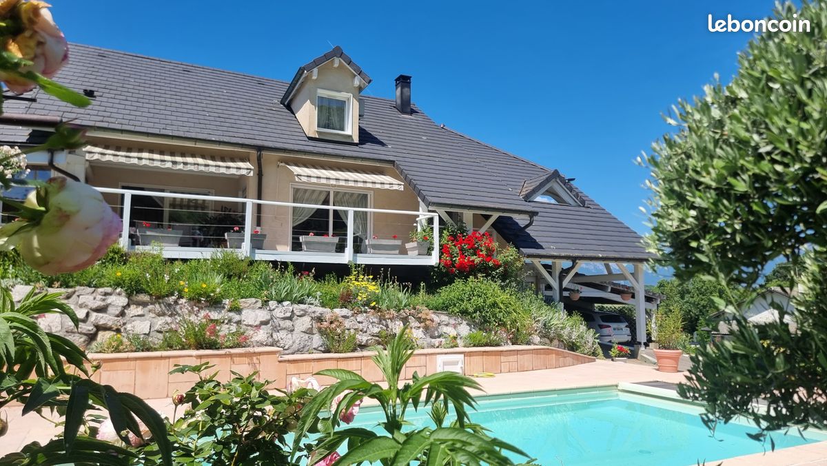 Maison 6 pièces 206 m² · à Laissaud · 206 m² · 750 000 €