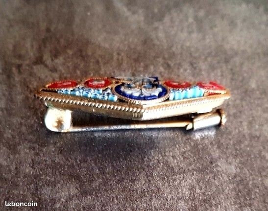 Broche Ancienne En Micromosaïque Losange - Motif Fleurs Multicolore - Laiton Doré