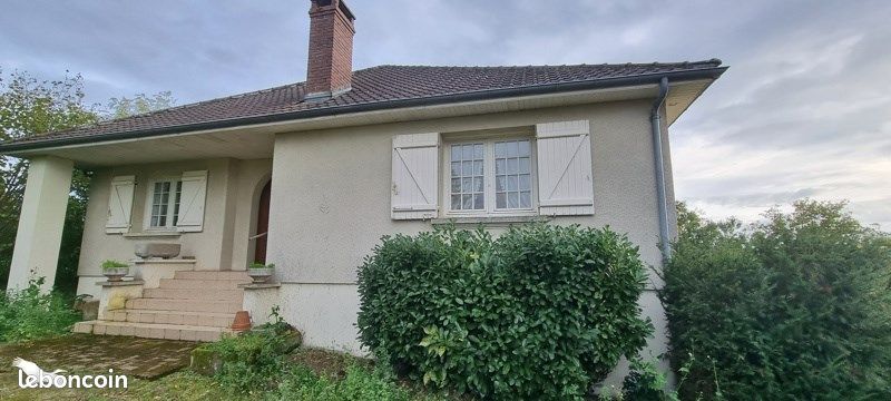 Maison 8 pièces 170 m² · à Saint-Angel · 170 m² · 174 500 €