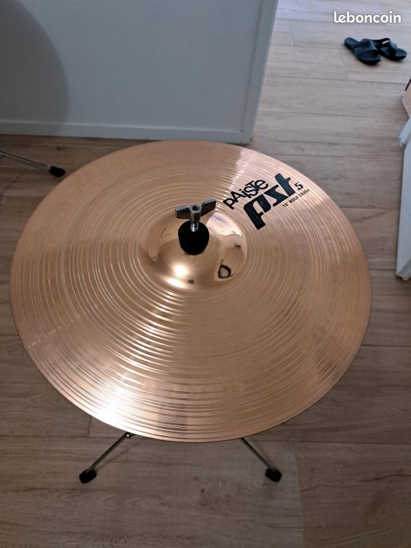 Crash Paiste PST5 Rock 16" + Crash Powerbeat 16" avec 2 pieds (image 1)
