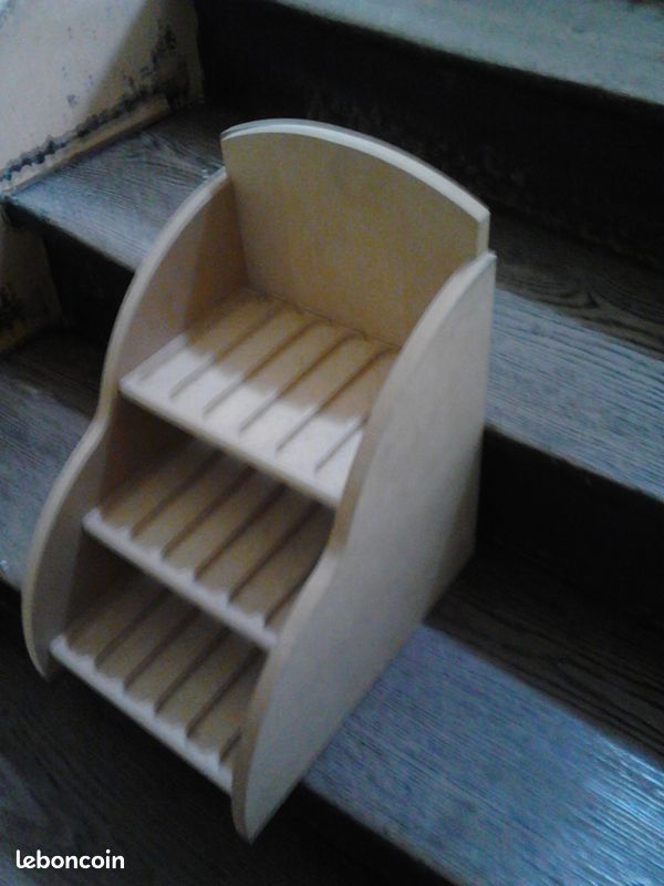 Petite console de rangement (image 1)