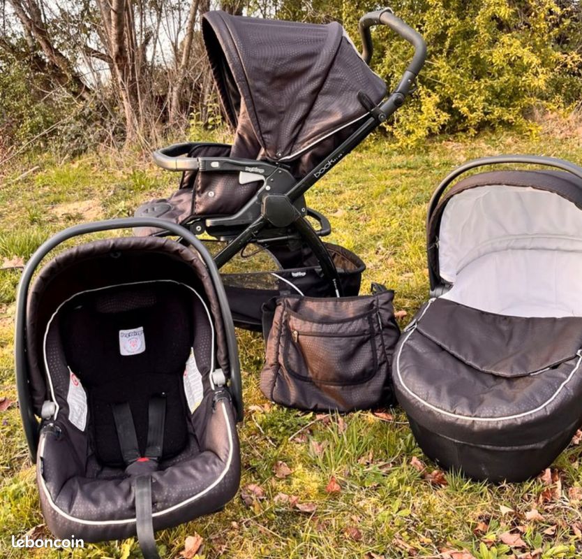 Trio poussette peg perego avec base isofix (image 1)