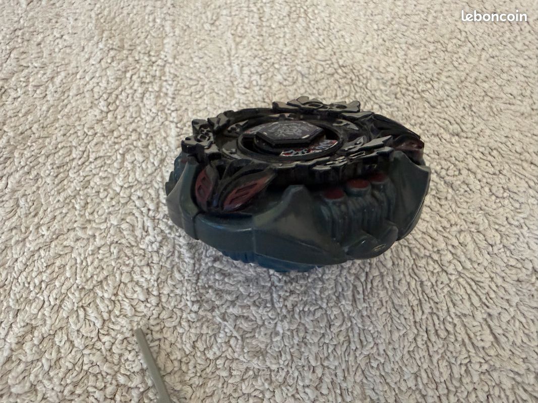 Jouet Toupie Beyblade Metal Fury Electronique (image 4)